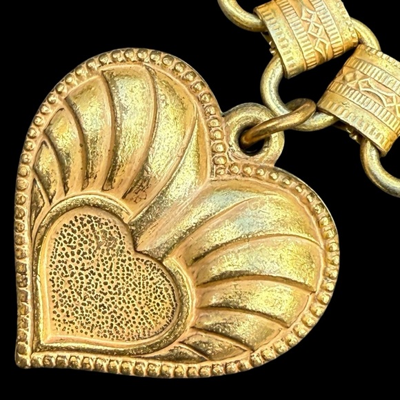 Signed MIRIAM HASKELL Book Chain Charm Bracelet Gilt Gold Tone Heart Flower Bow - Picture 5 of 6